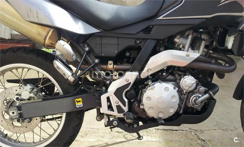 Aprilia Pegaso 650 Trail – Vista 2