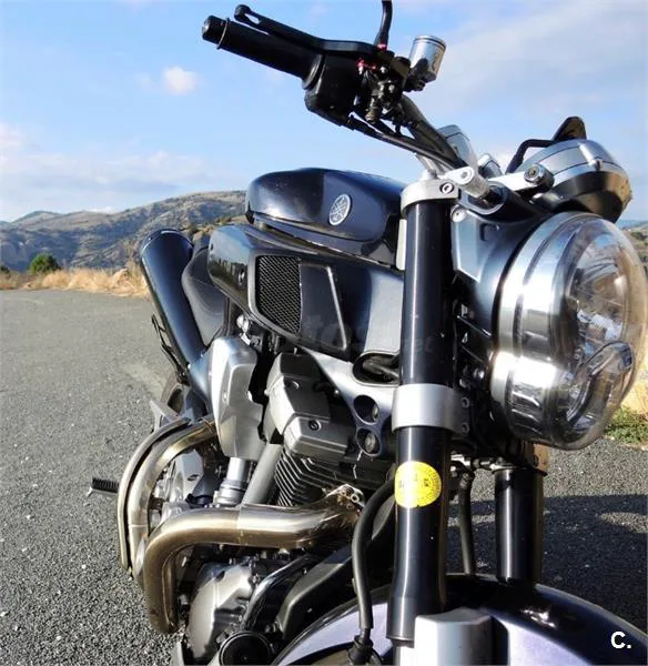 Yamaha MT 01 – Vista 8
