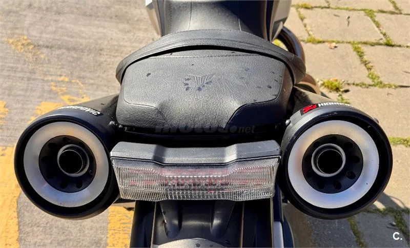 Yamaha MT 01 – Vista 9