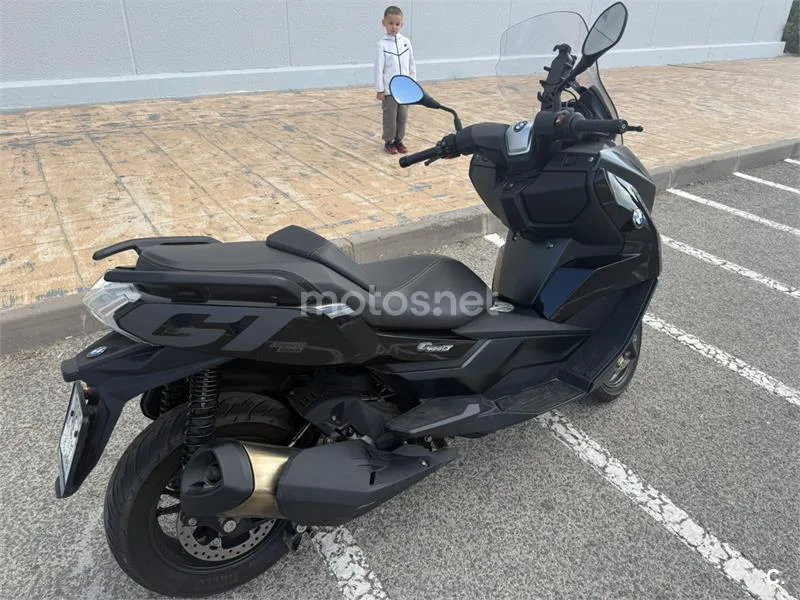 BMW C 400 GT – Vista 7