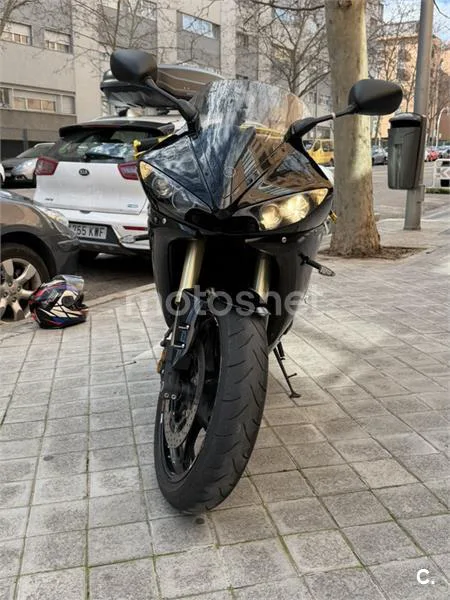 Yamaha R6 – Vista 3