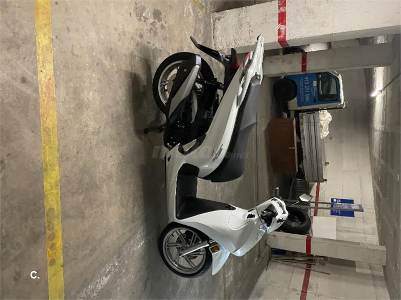 Honda SH 350i – Vista 3