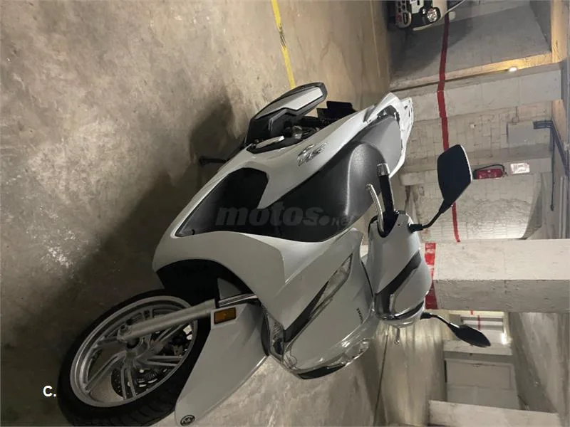 Honda SH 350i – Vista 10