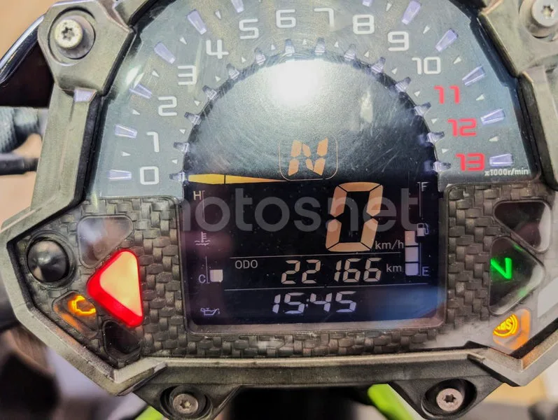 Kawasaki Z900 – Vista 7