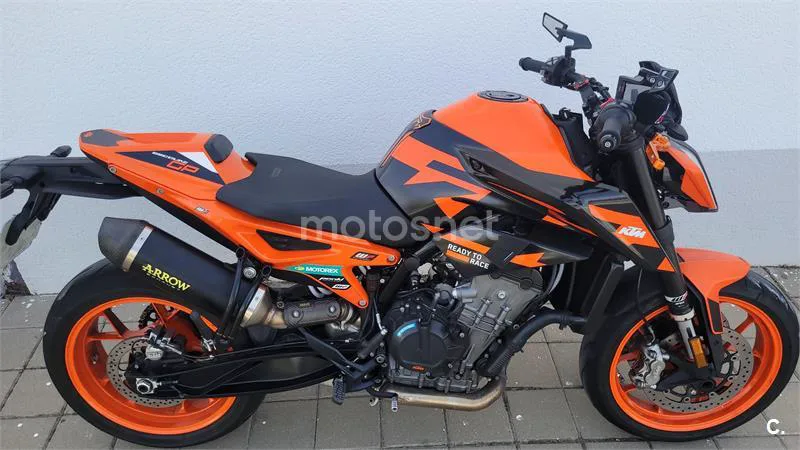 KTM 890 – Vista 6
