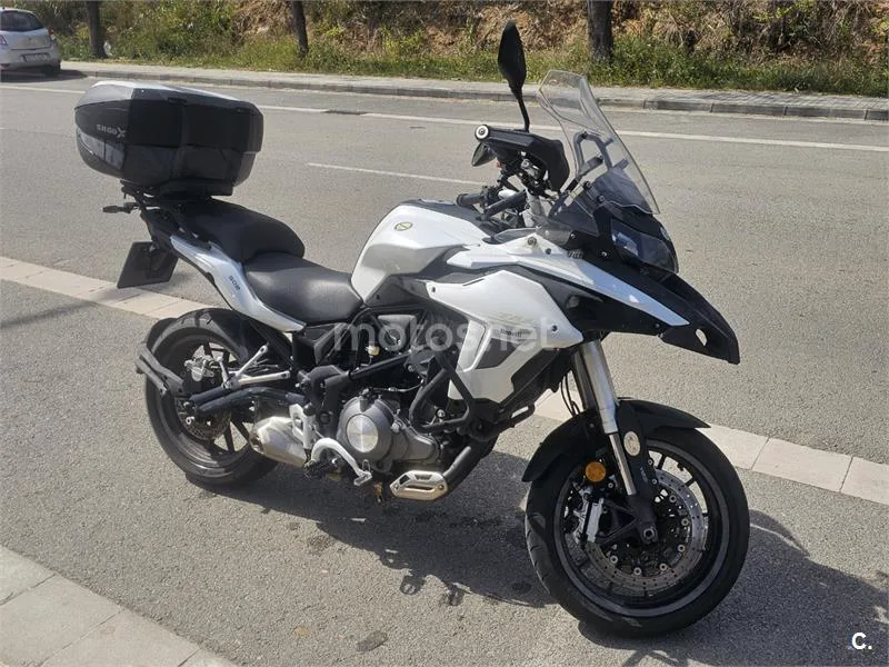 Benelli TRK 502 – Vista 2