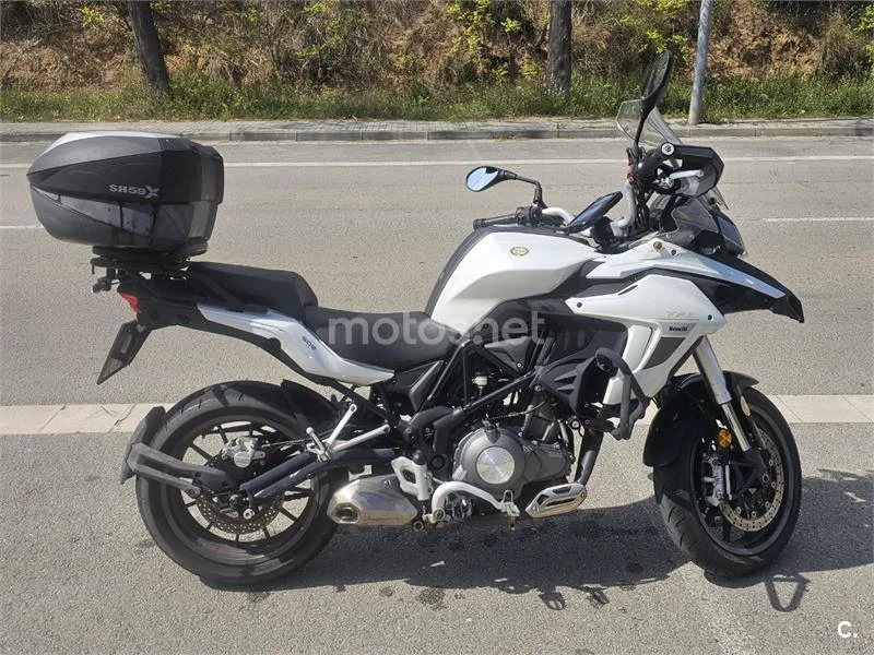 Benelli TRK 502 – Vista 3