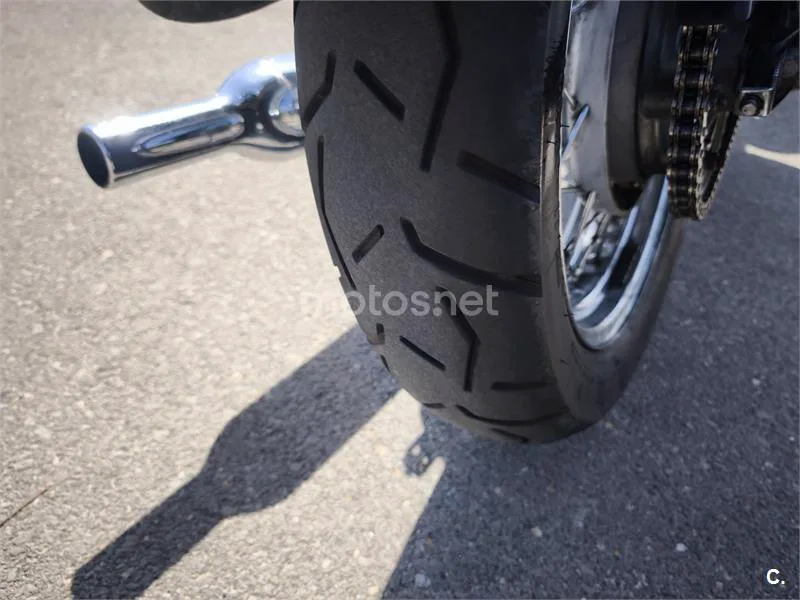 Triumph Bonneville T100 – Vista 2