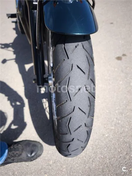 Triumph Bonneville T100 – Vista 11