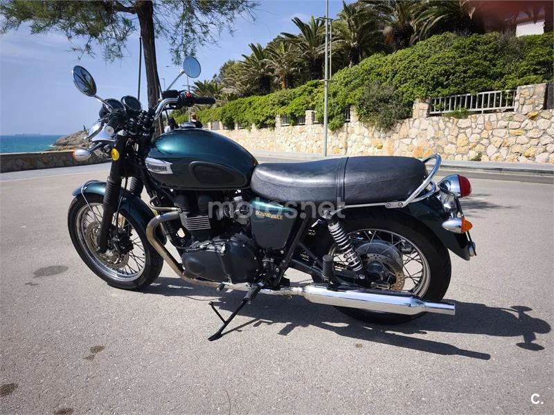 Triumph Bonneville T100 – Vista 3