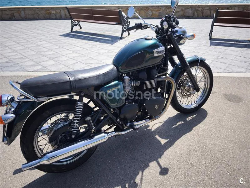 Triumph Bonneville T100 – Vista 4