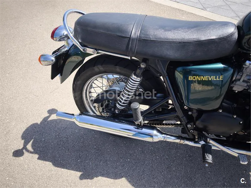 Triumph Bonneville T100 – Vista 8