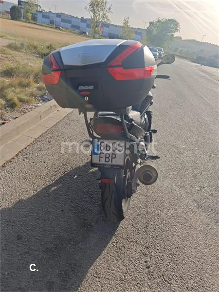 Suzuki Bandit 650 S – Vista 7