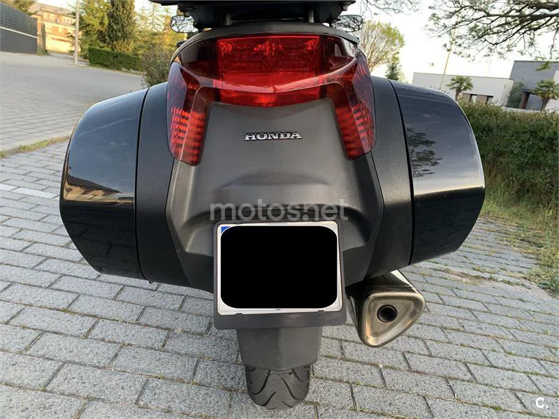 Honda NT 700 V Deauville – Vista 3