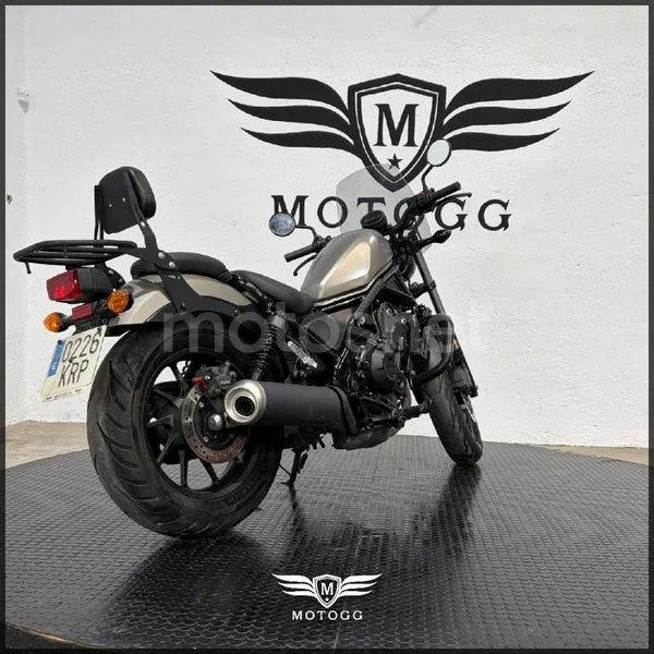 Honda CMX 500 Rebel – Vista 7