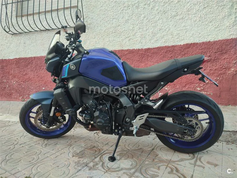 Yamaha MT-09 – Vista 2