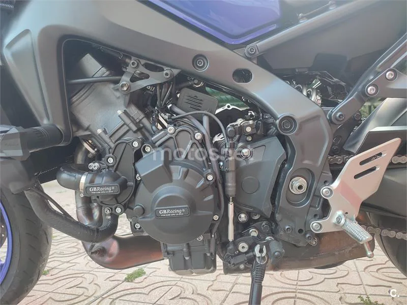 Yamaha MT-09 – Vista 6