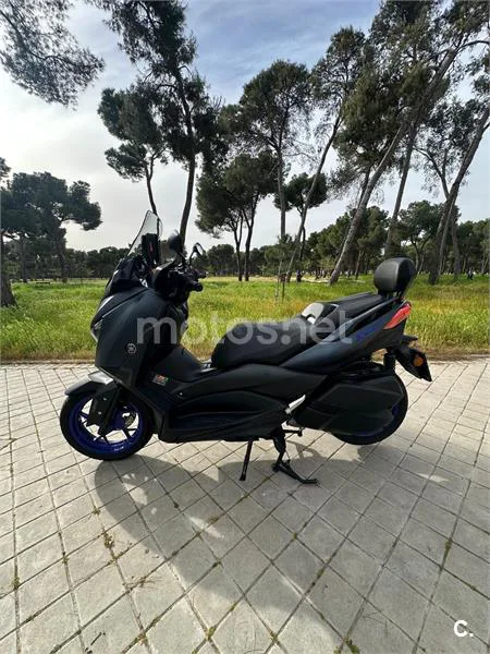Yamaha XMAX 300 – Vista 9