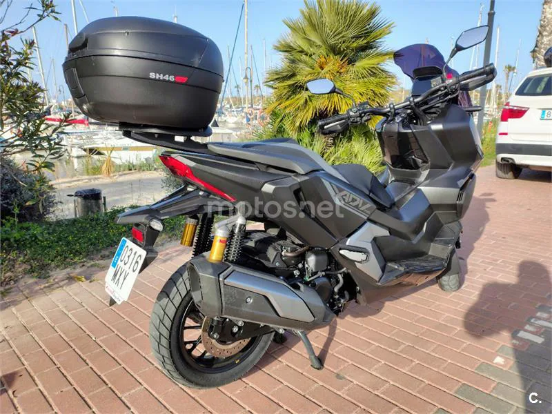 Honda ADV 350 – Vista 2