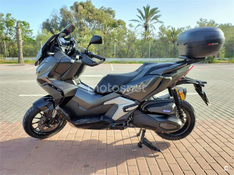 Honda ADV 350 – Vista 3