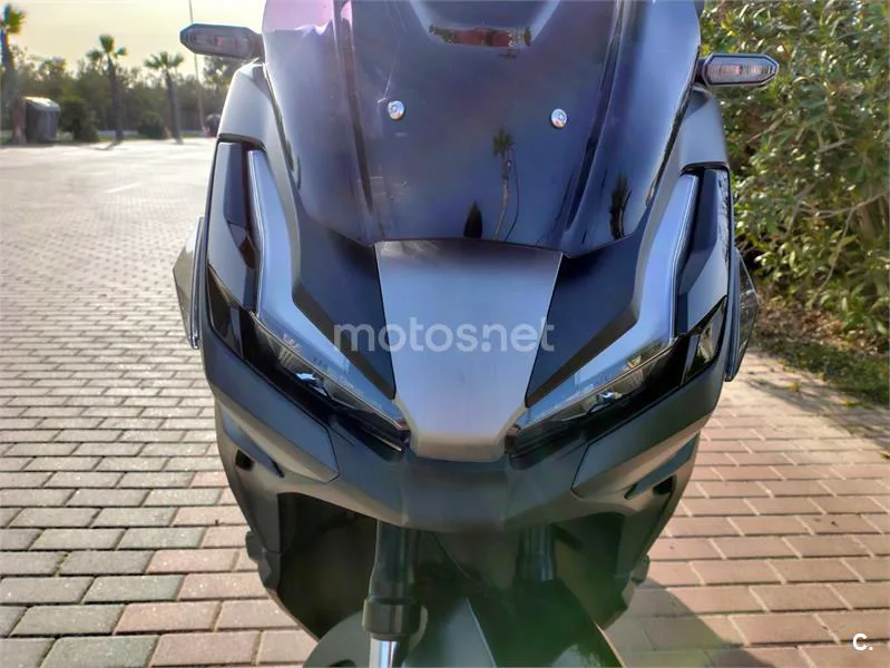 Honda ADV 350 – Vista 6