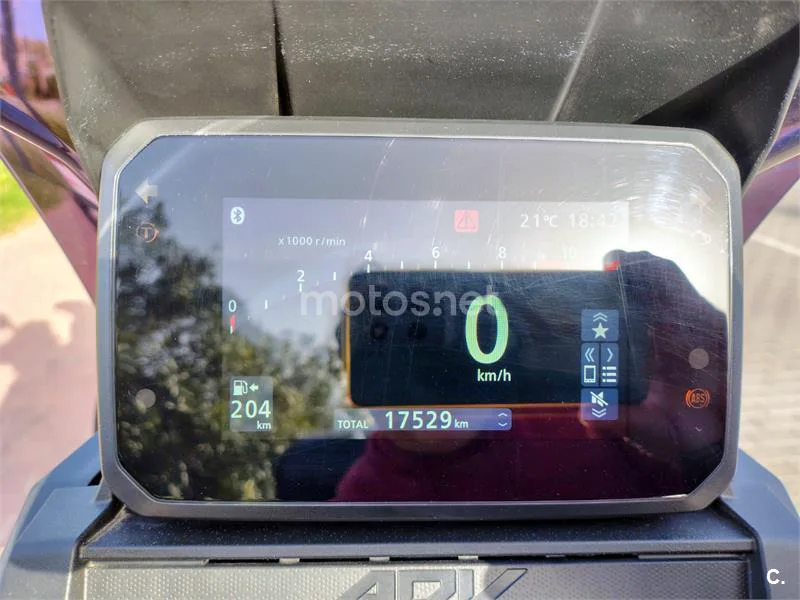 Honda ADV 350 – Vista 8