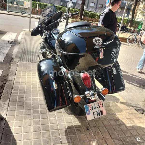 Kawasaki VN 900 CUSTOM – Vista 4