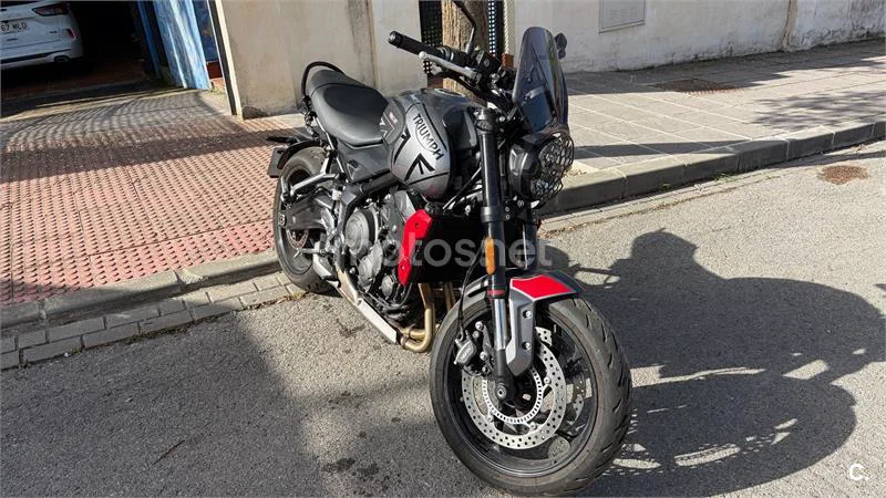 Triumph Trident 660 – Vista 7