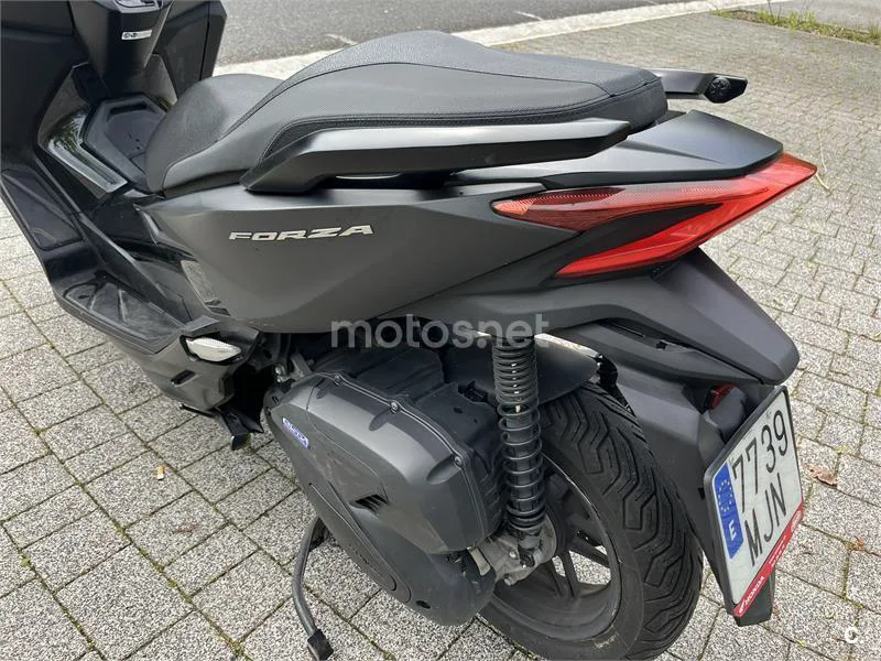 Honda Forza 125 – Vista 11