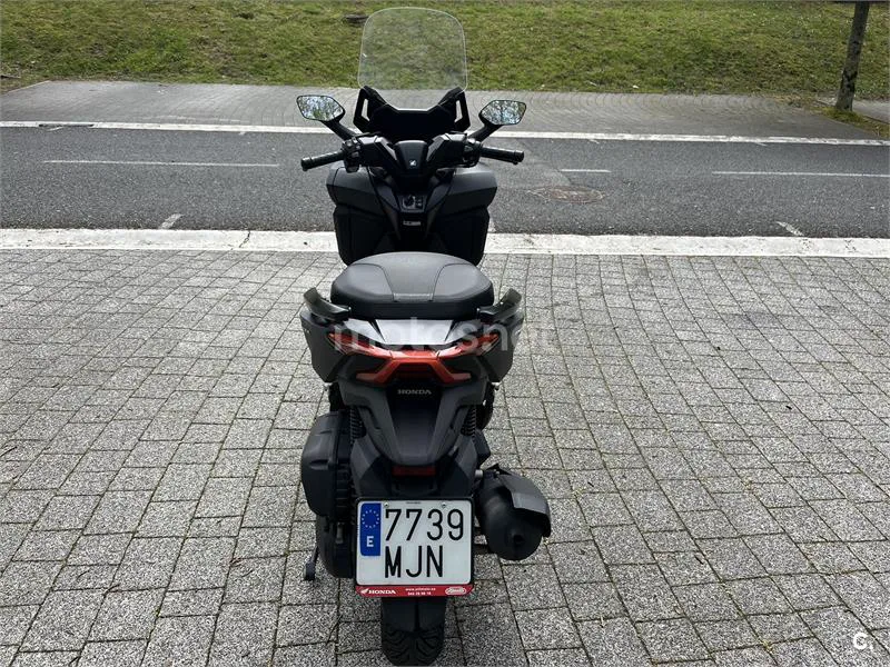 Honda Forza 125 – Vista 4