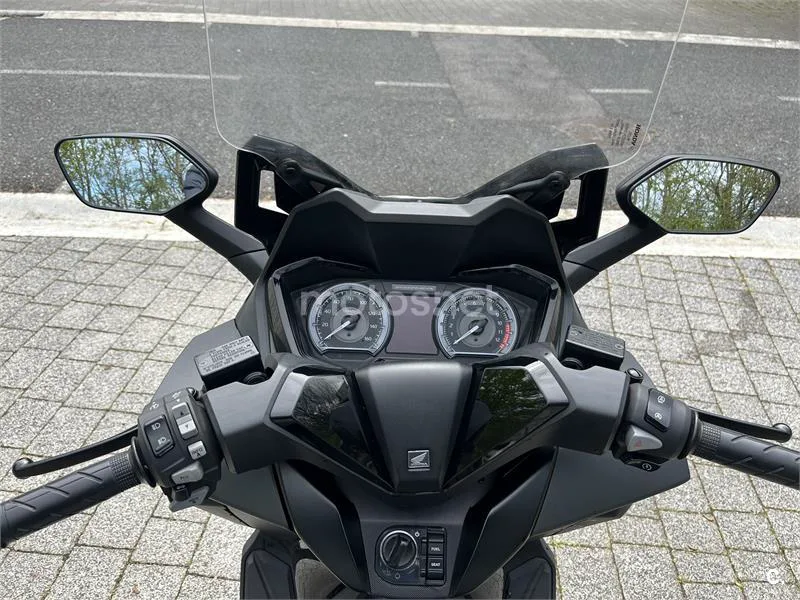 Honda Forza 125 – Vista 7