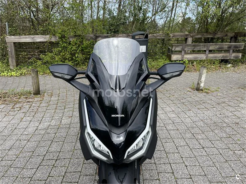 Honda Forza 125 – Vista 9