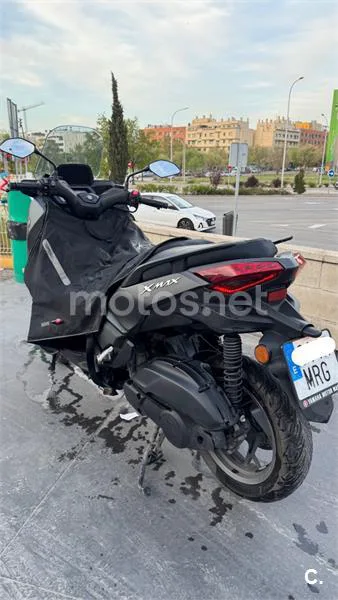 Yamaha XMAX 125 – Vista 3