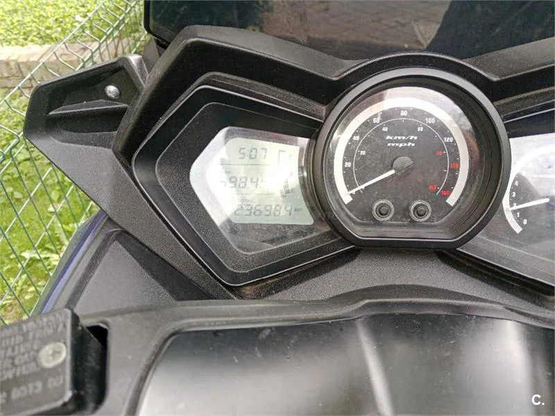 MITT 125 GT Max – Vista 5