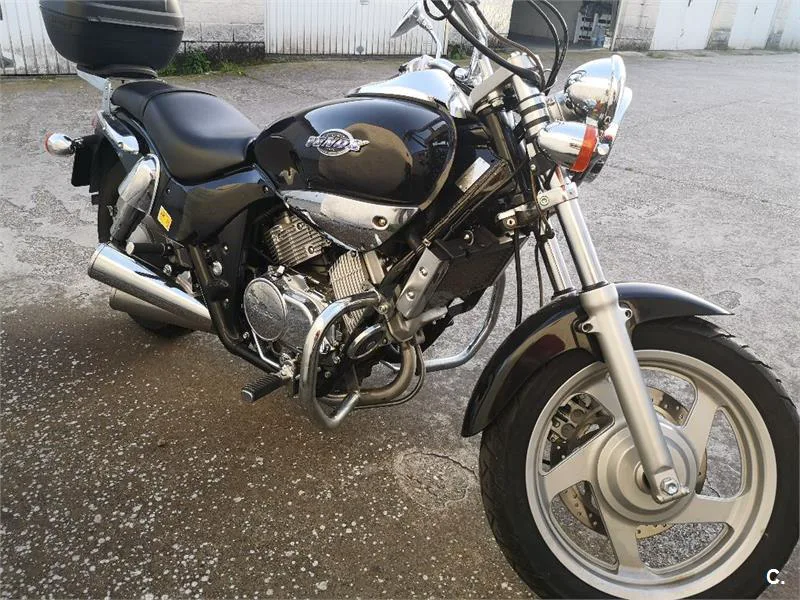 Kymco Venox 250 – Vista 3