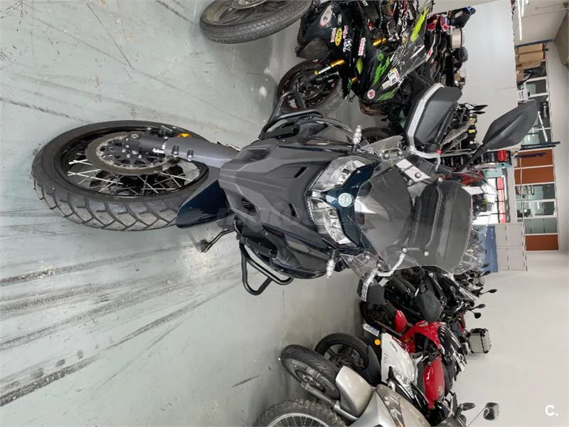 Benelli TRK 502 – Vista 2