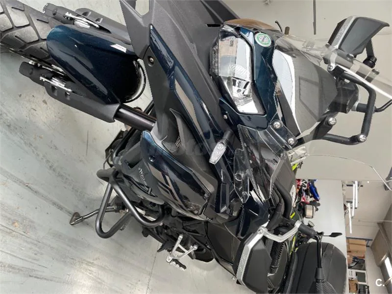 Benelli TRK 502 – Vista 7