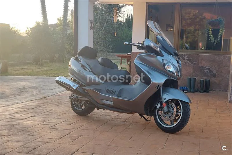 Suzuki Burgman 650 Executive – Vista 4