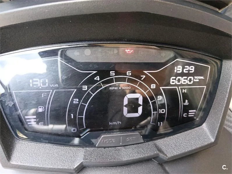 Aprilia SR GT 200 – Vista 2