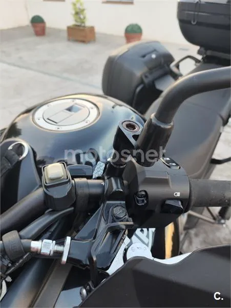 Triumph Tiger 800 XR – Vista 6