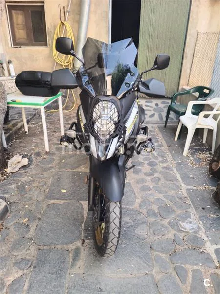 Suzuki V-Strom 650 XT – Vista 3