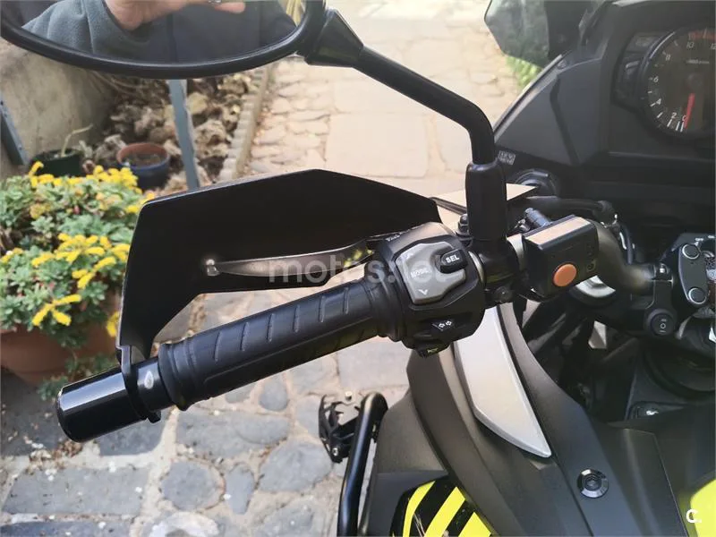 Suzuki V-Strom 650 XT – Vista 5