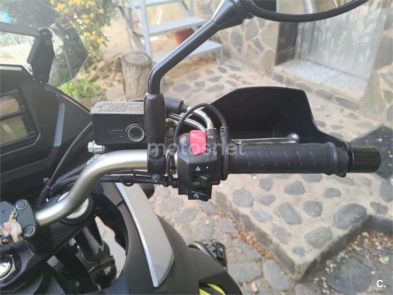 Suzuki V-Strom 650 XT – Vista 6