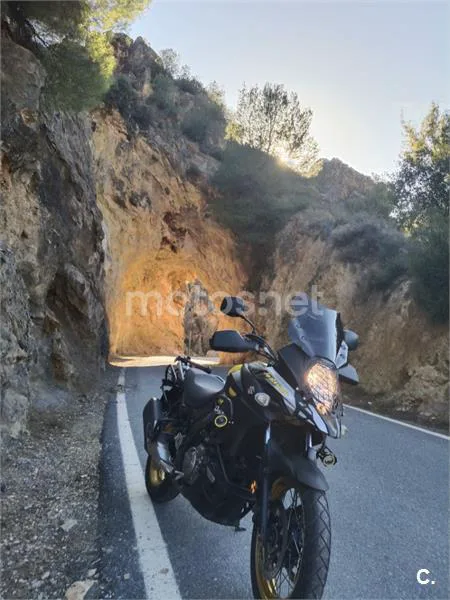 Suzuki V-Strom 650 XT – Vista 8