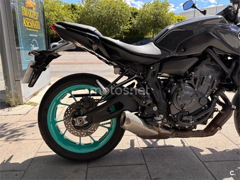 Yamaha MT-07 – Vista 8