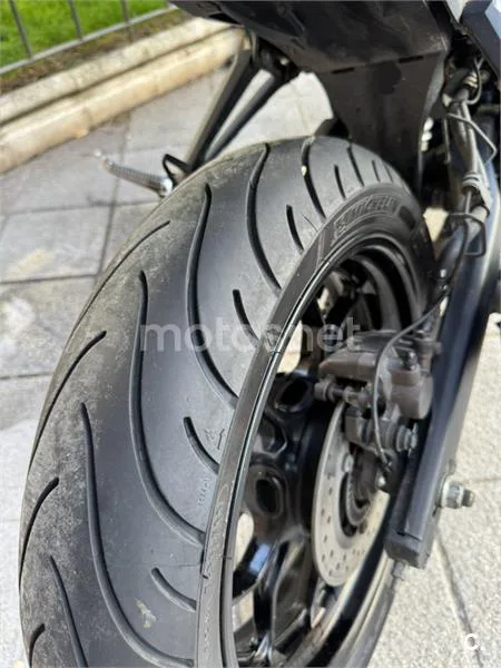 Yamaha R3 – Vista 4