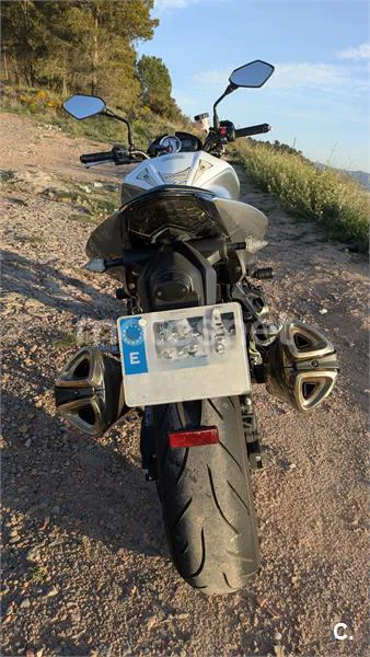 Kawasaki Z 1000 – Vista 4