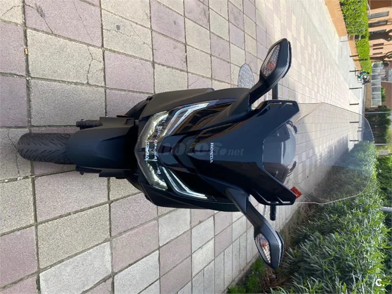 Honda Forza 125 – Vista 2