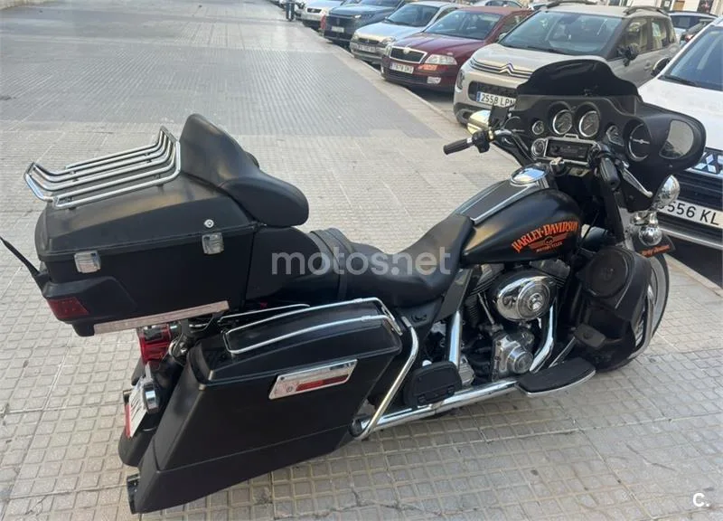 Harley-Davidson Touring Electra Glide Standard – Vista 6