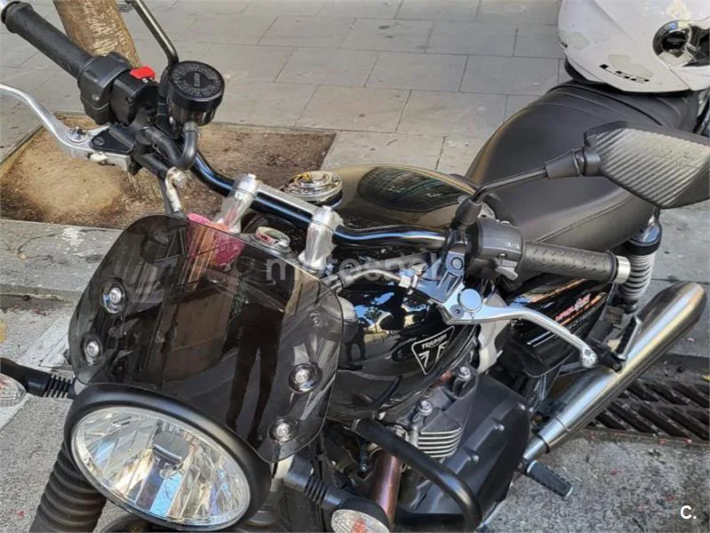 Triumph Speed Twin 900 - Vista 3